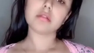 Bhojpuri actress Priyanka Pandit ki leaked mms video