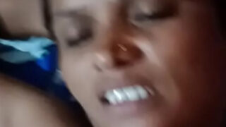 Indian aunty hard fucking sex driver ke sath