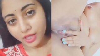 Beautiful Bihari girl fingering MMS leaked tape
