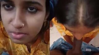 Bengali girlfriend blowjob de rahi hai boyfriend ko
