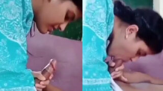 Desi girl Gunja ki lund chusne ki video