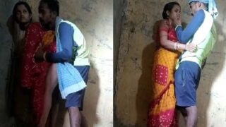 Bihari village bhabhi ki sunsan jagah par chudai