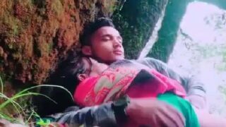 Jawan village bhabhi ki Jungle mein chudai