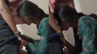 Bihari college girl ne lover ko blowjob diya