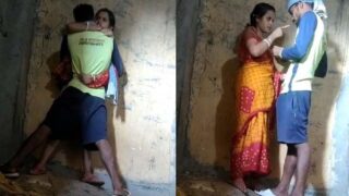 Bihari bhabhi paise lekar chud gayi